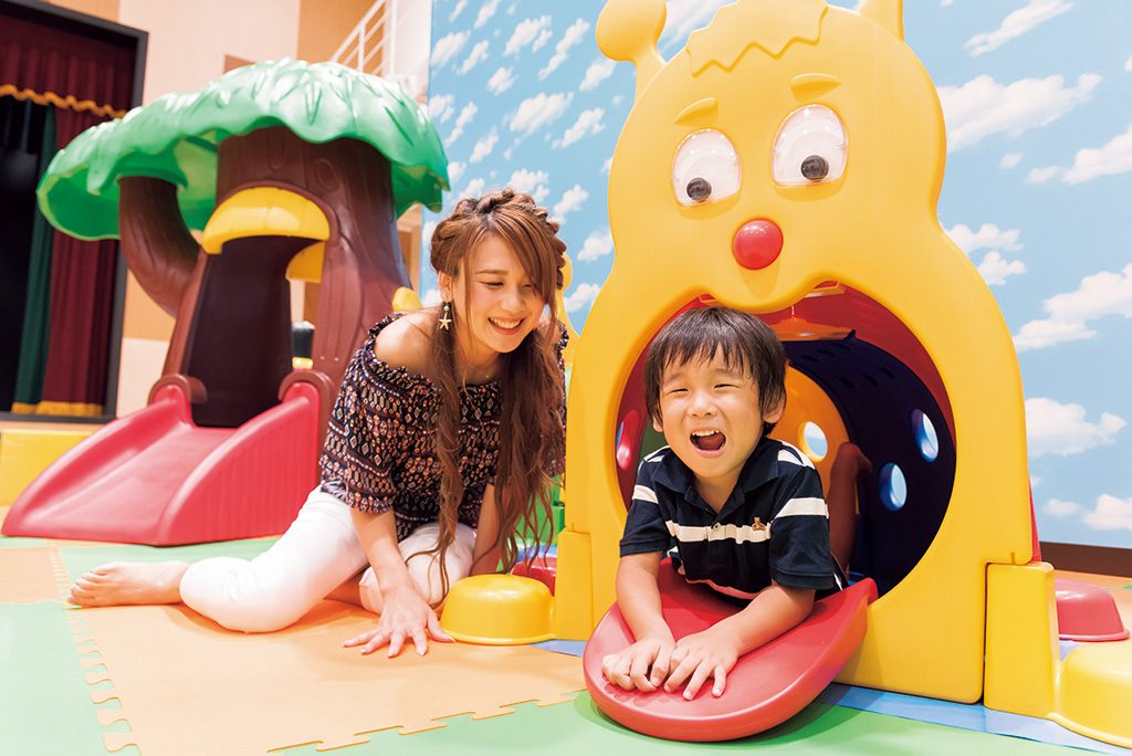 2歳児ができる室内遊びは？ 発達に合わせたおすすめのアイデアや注意点を紹介絵本ナビスタイル