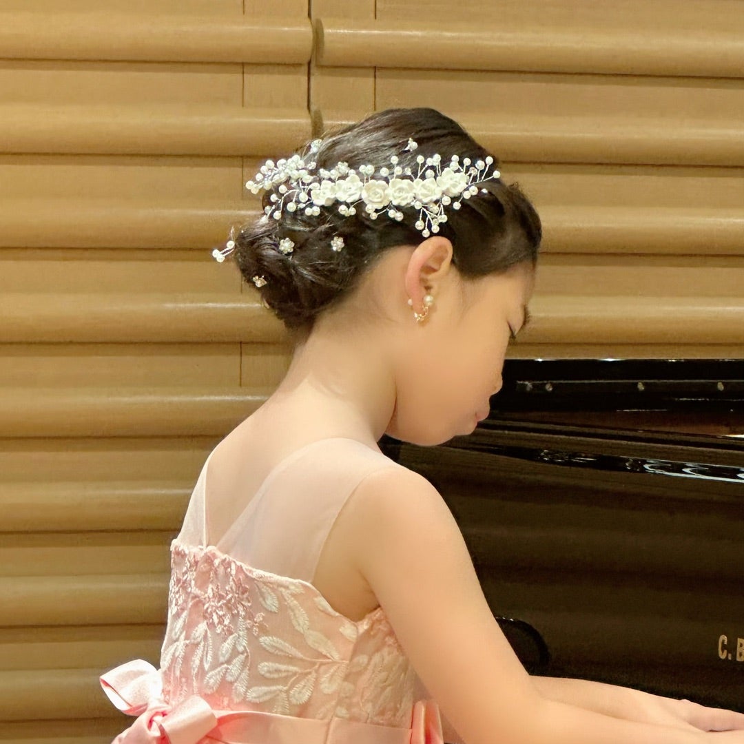 楽天市場 ピアノ発表会 ドレス カチューシャヘアアクセサリー ：キッズファッション<キッズ・ベビー・マタニティの通販