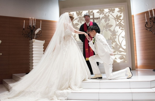 プランナー直伝 結婚式で誓いのキスをやりたくない人へ解決方法5選パパママ婚サーチ