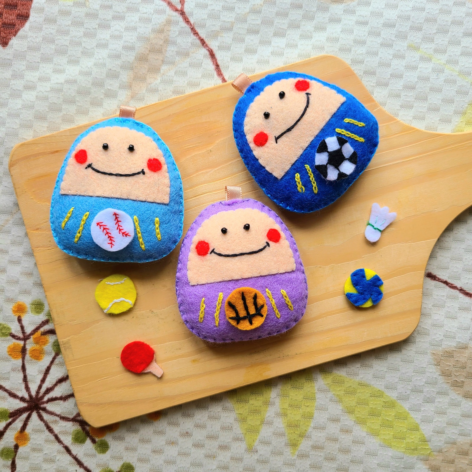 フェルト 部活・受験 お守り キーホルダー お花ハンドメイド・手作り