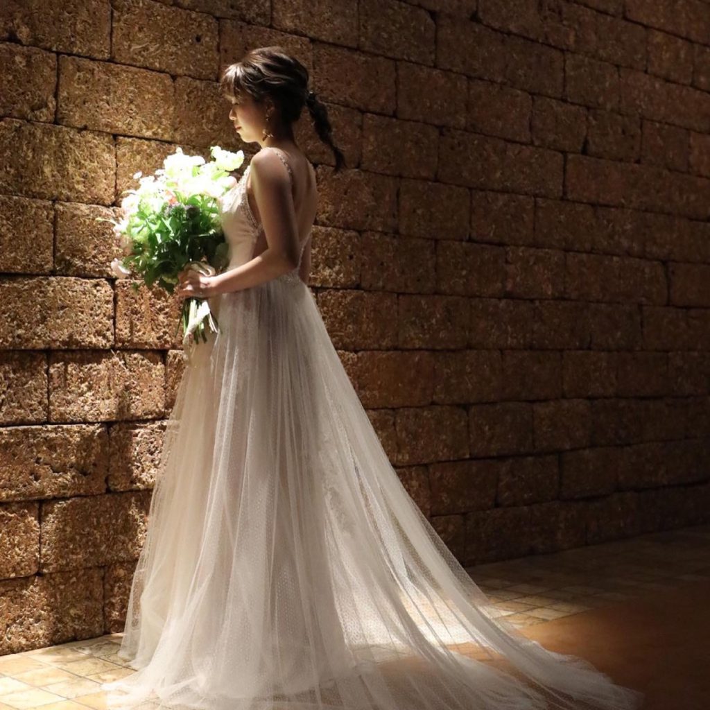 花嫁の手紙を全文掲載!16人の花嫁さまが結婚式で読んだ例文集アンシェウェディング