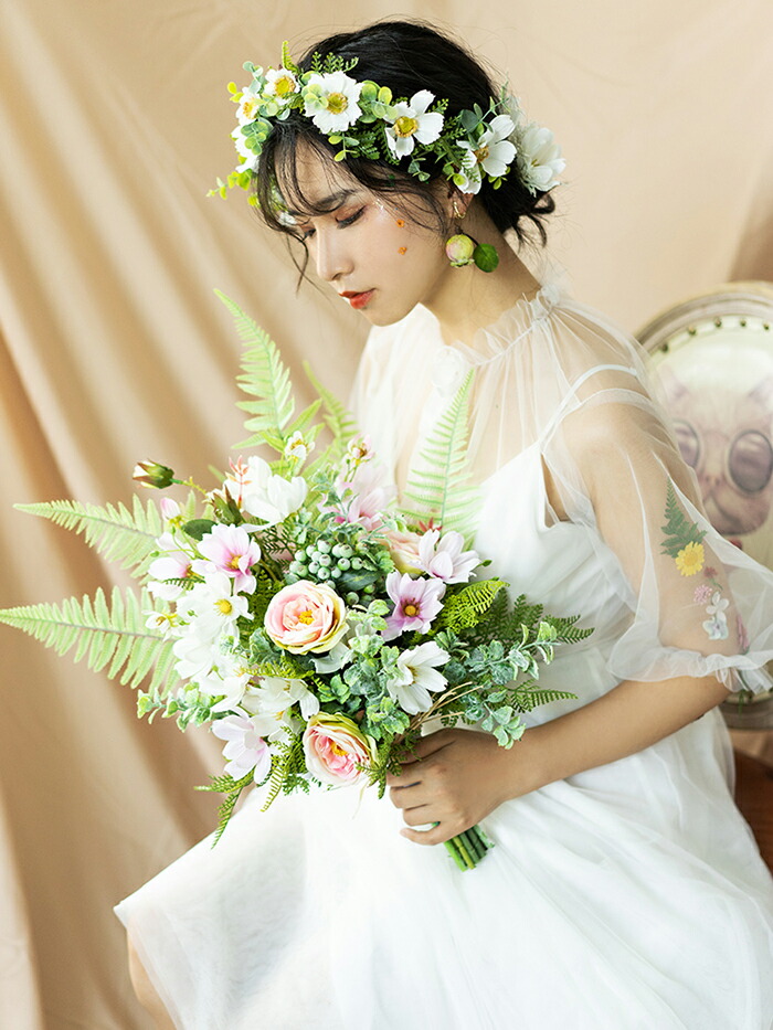 Amazon.co.jp: 花冠 ヘア花輪 頭の花輪 花かんむり 髪飾り ヘアアクセサリー ヘッドドレス お花の冠 花嫁 写真撮影 緑の葉 クリスマス結婚式 パーティーHH91 ボヘミア風: おもちゃ