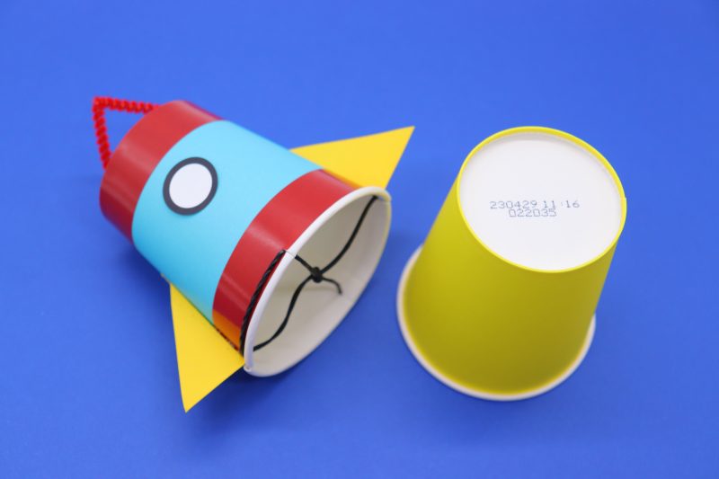 No.105「キャップがくるくるまわるおもちゃ」 保育士の手作りおもちゃ