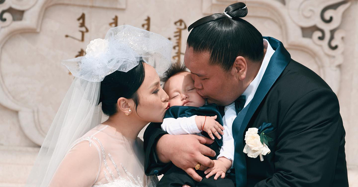 印刷用 横綱鶴竜関が結婚へ ２３歳モンゴル人女性とスポーツニュース四国新聞社