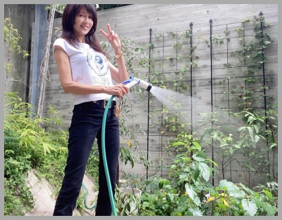 木村拓哉、桑田佳祐、唐沢寿明の自宅を探訪～中目黒→恵比寿散策 １ ：中目黒大使公邸 なべころ坂 めぐろ歴史資料館 十七が坂上の庚申塔 -「東京散歩」と「踏ん張り投資」