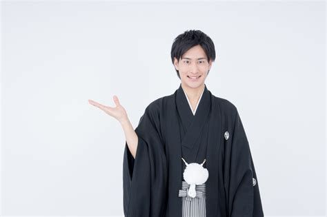新郎必見 和装・洋装前撮りにおすすめの男性 メンズ 向け髪型！ヘアセットのポイントは？COLUMNENISHI_PHOTO WEDDING