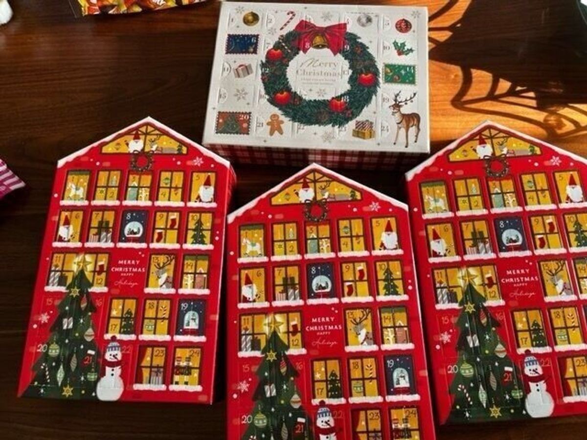 100均アイテムで簡単♪ アドベントカレンダーの作り方4選 : 窪田千紘フォトスタイリングWebマガジン「Klastyling」暮らす+スタイリング