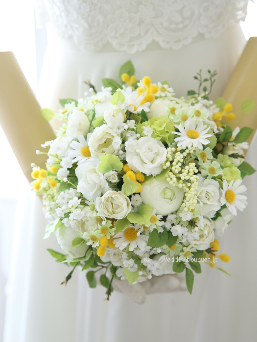 ミモザのクラッチブーケ・サプライズ花束アフターブーケ＠表参道テラス - brides maid