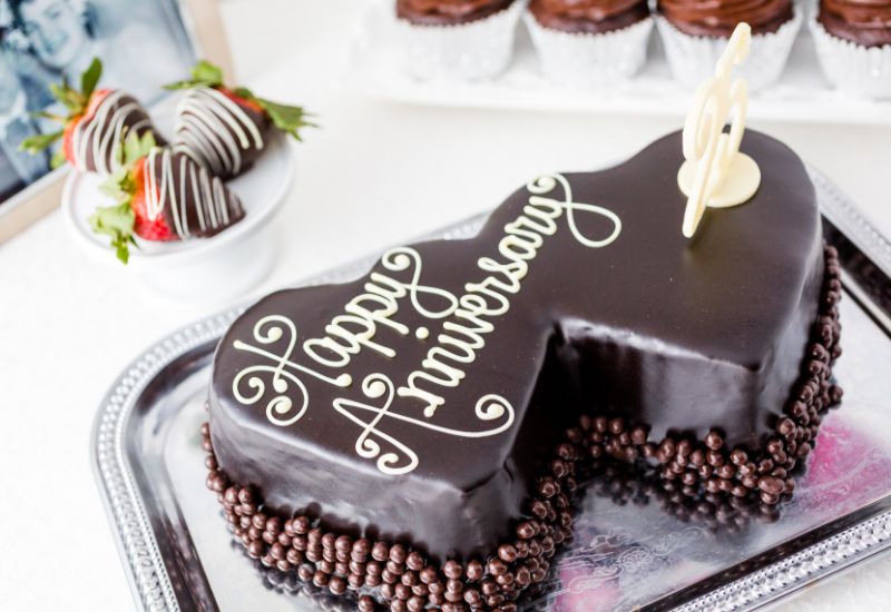 記念日へのお手紙やメッセージプレートに書きたい「彼への愛を伝える英語フレーズ」をご紹介します💌 大好きな彼に、おしゃれに愛を伝えてみてください💕marryの記事でもご紹介しています💍 @marryxoxo_id のプロフィールのURLに 13315 と入力すると記事が見られます