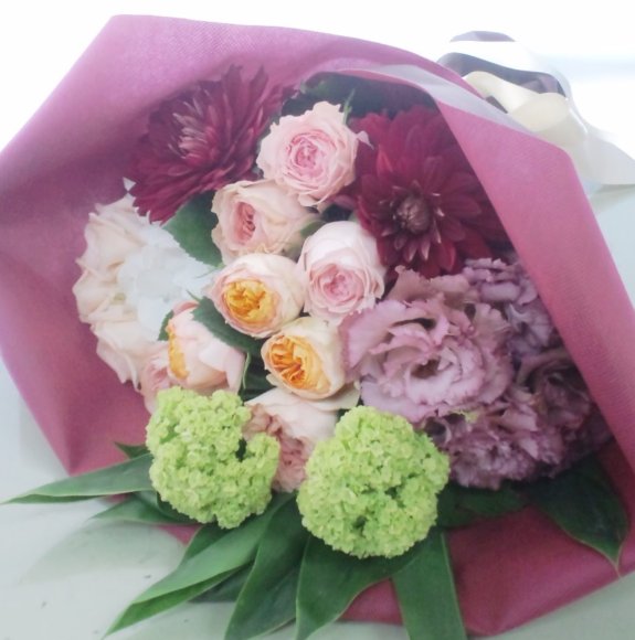 結婚式で両親へ贈る贈呈用花束を持ち込みで手配する方法花言葉・誕生花HanaPrime ハナプライム