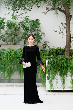 結婚式の母親ドレスはどこで買う？選ぶポイントや着こなし方を解説結婚式・パーティードレスレンタルなら ドレスティーク