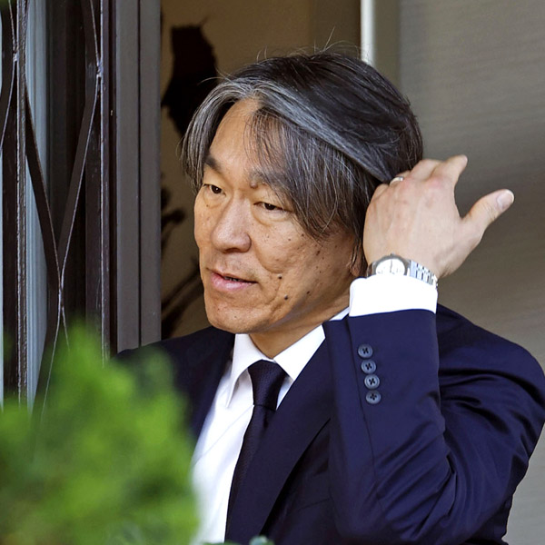 松井秀喜選手が母校・星稜高校へ－恩師に年始のあいさつ - 金沢経済新聞