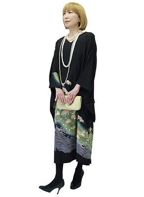 レンタル 留袖ドレス ツーピース 7号 立ち襟比翼仕立て ジャケットとスカート 華文 花文 組紐 セパレート 黒留袖ドレス着物リメイクドレスきものリメイク 結婚式 親族 貸衣装 母 レディースフォーマル ドレススーツ 30代 40代 50代 60代 70代 80代レンタル 留袖