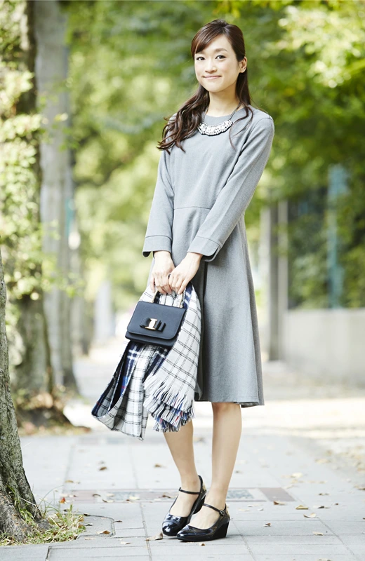 ピアノ発表会の母親の服装秋冬に行われる発表会の際の服装の人気おすすめランキングカウナラ