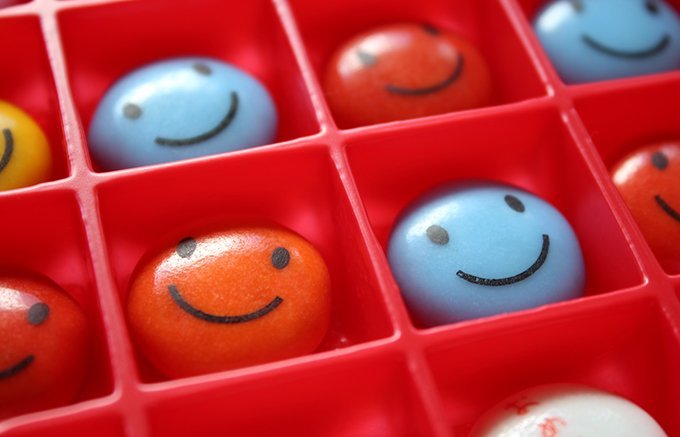 福笑いの文字とおたふくの顔のイラスト素材70985953- PIXTA