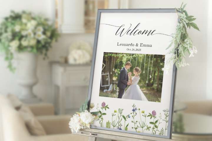ウェルカムボードが入荷いたしました💐 ウェルカムスペースに飾れるA4サイズ〜 入口に目立つような大判パネルA1サイズまで！！お客様ご希望のデザインもご対応可能なので ご相談くださいませ🌟価格 A4サイズ5000円〜 その他の投稿はこちらから @as__wedding1