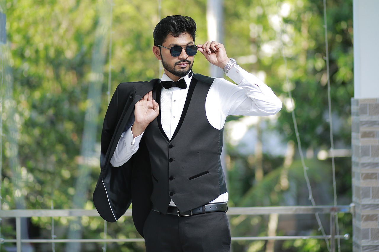 結婚式に蝶ネクタイの新郎が急増中！おしゃれ度UPが際立つそのテクニックウェディングニュース