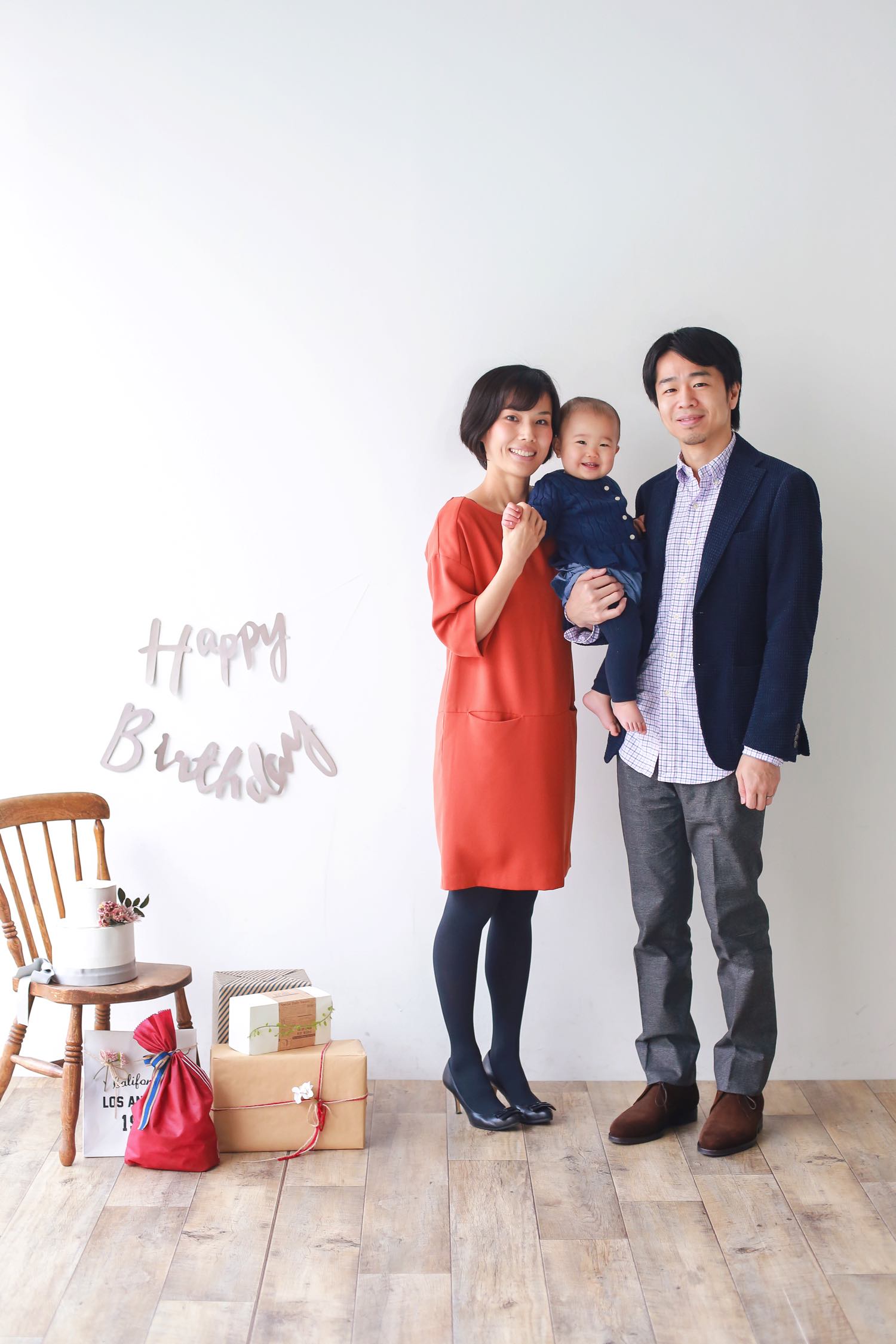 1歳誕生日はスマッシュケーキ撮影で特別な思い出を残そうライフスタジオlifestudio-photo