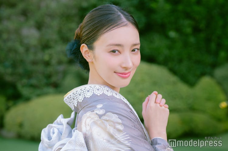 宮本茉由「黙っていれば、クールビューティに見えるから大丈夫と言われながら演じています」ウォーカープラス