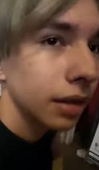 YouTuberのれてんジャダムみたいな、20代でイケメンな童貞っ- Yahoo!知恵袋