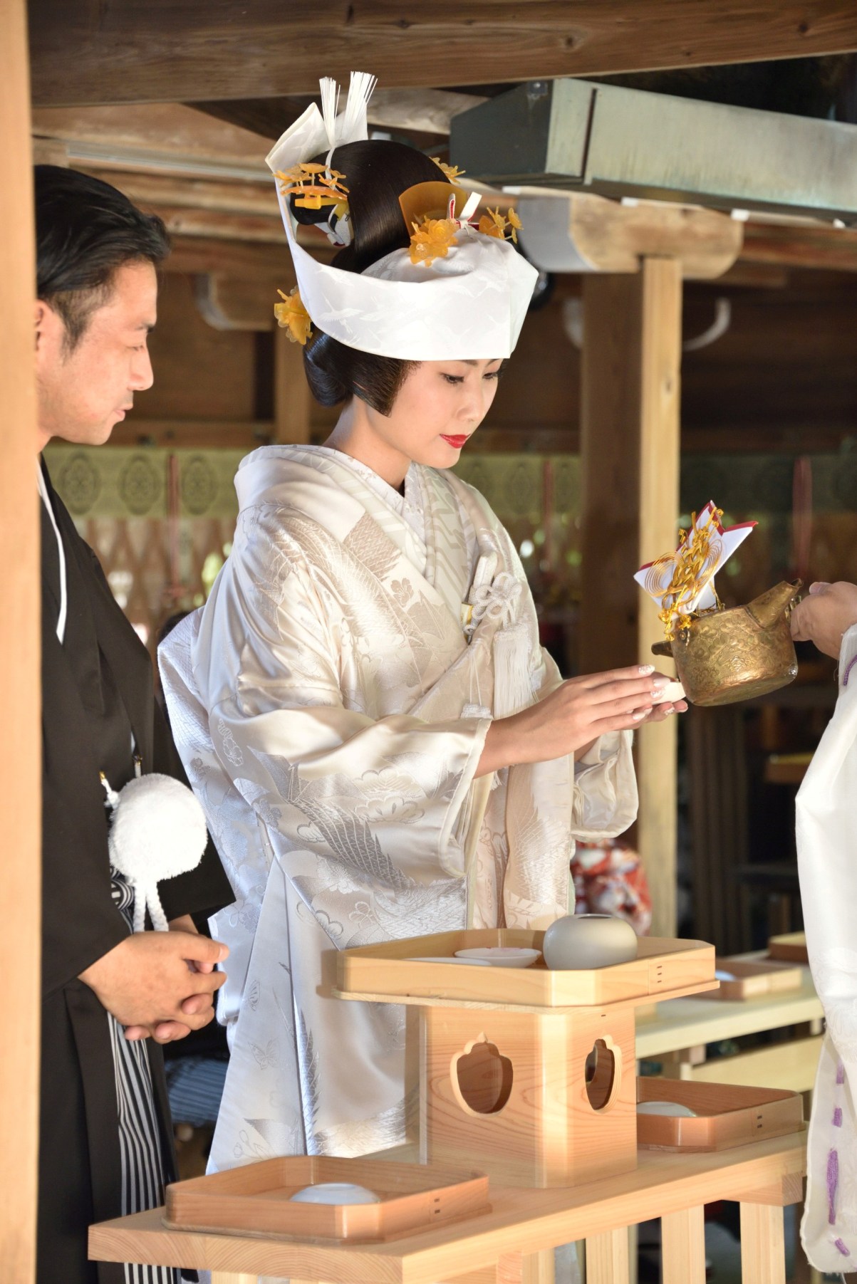 綿帽子と角隠しの意味と違い 合わせる髪型・似合う人