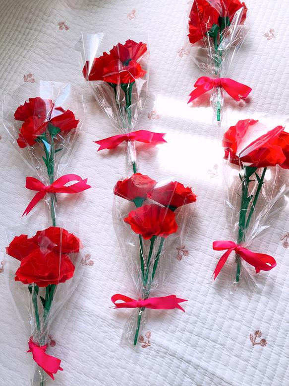 母の日折り紙工作 隠れたカード付きブーケの作り方・折り方動画音声解説付☆Origami Bouquet of carnations with asecret message card tutorialshigeyuki.net