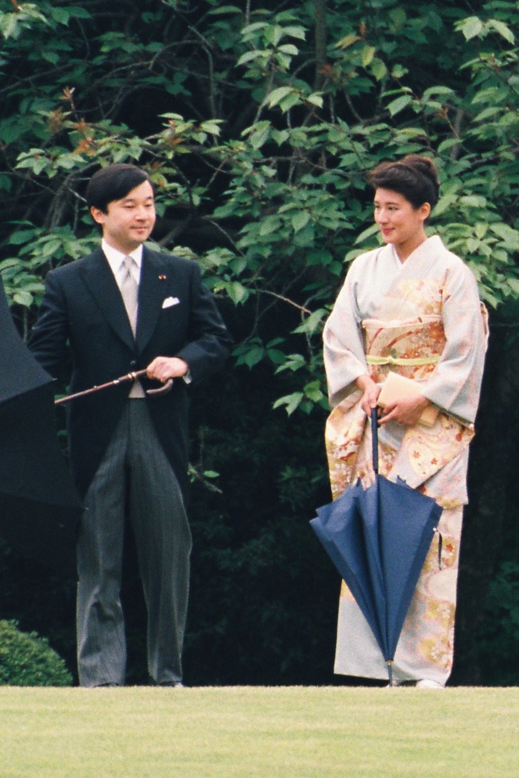 きらびやかに伝統美をまとう、皇室のお着物スタイル総覧 25ans ヴァンサンカン