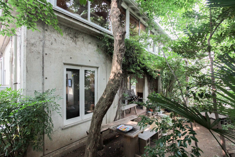 正しく古いものは永遠に新しい 阿部勤 邸家の時間 自分らしい住まいと暮らしを見つけるウェブマガジン