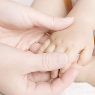 足の指の間のホクロ 赤ちゃんの病気・ケガ ベビーカレンダー専門家相談