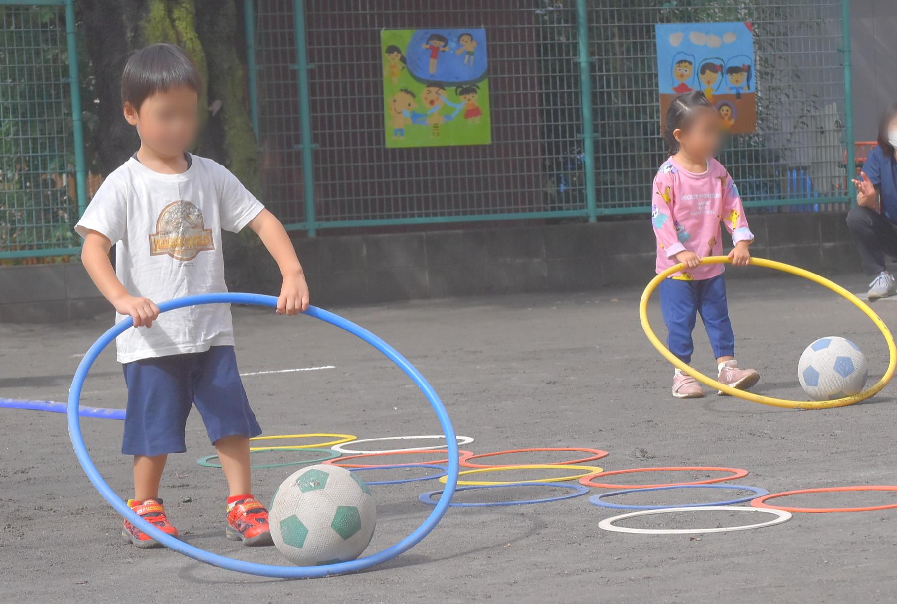 親子で忍者の修行でござる～運動会ＮＯ.１５ 年中親子競技～』 - 武庫愛の園幼稚園