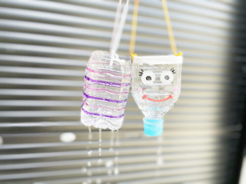 手作り水遊びおもちゃ大全集〜水鉄砲やジョーロなど、プールやお風呂で楽しめる水遊び手作りおもちゃ〜保育と遊びのプラットフォーム ほいくる