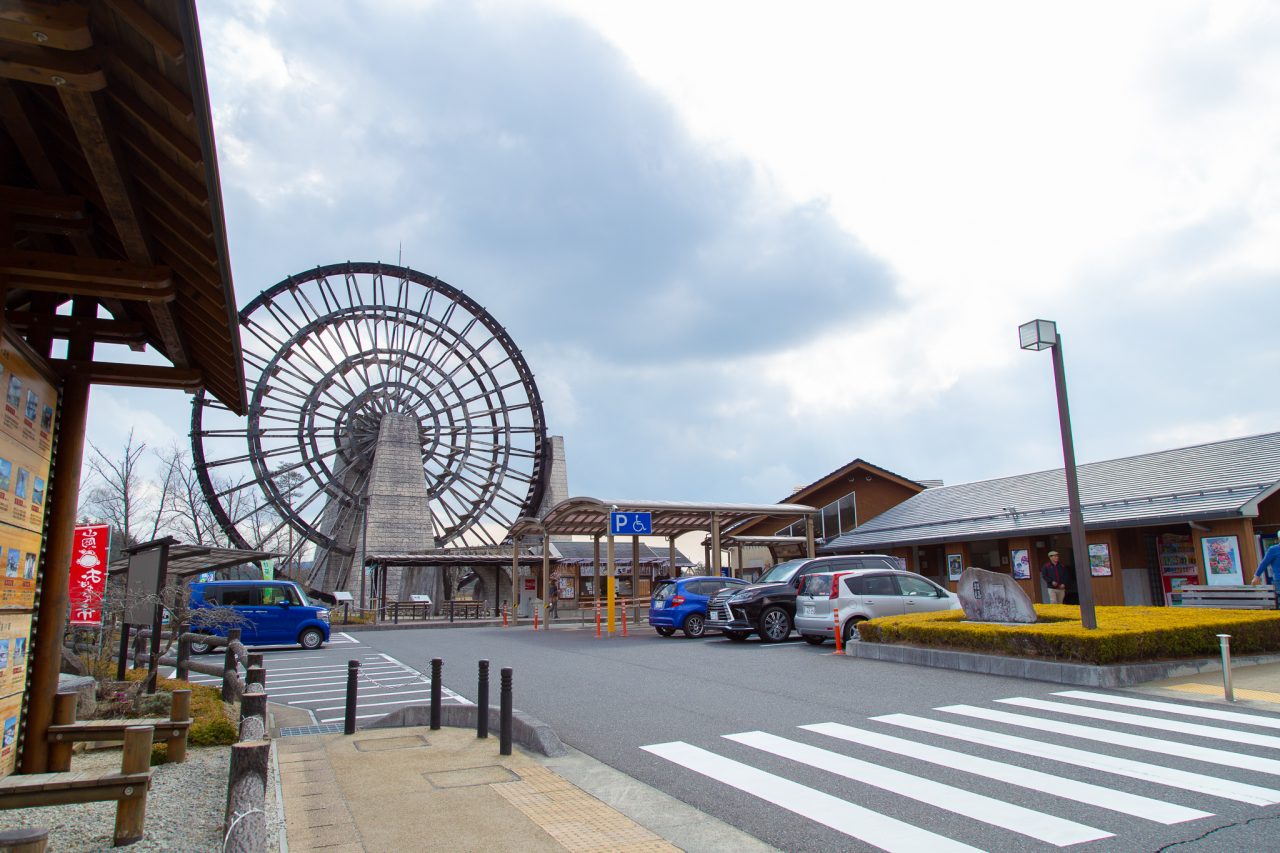 延岡市で歩道爆走動画 おばあちゃんの車大暴走 Twitterで拡散され話題ニュース速報Japan