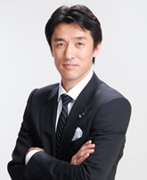 山口素弘氏がSKYコーチに復帰！この度、元日本代表であり、昨シーズンまで横浜FCの監督を務めておりました山口素弘氏 S級ライセンス保有 がSKYのコーチに加わったことをお知らせ致します。山口コーチは、以前にもSKYのコーチを務めており、今回は復帰という形になり