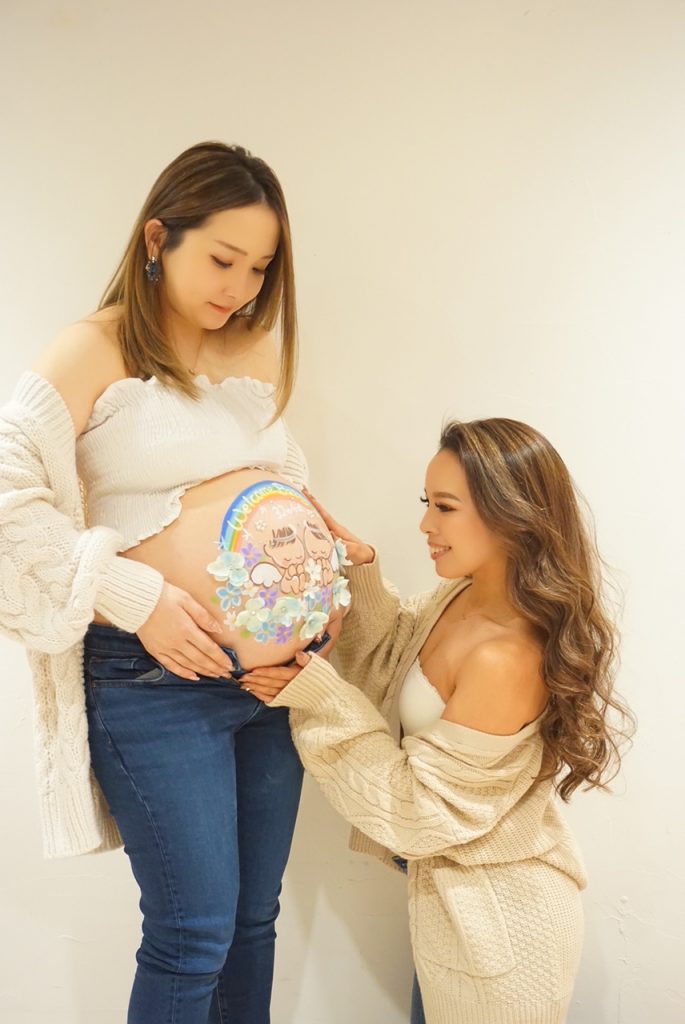 お友達同士で記念のマタニティフォト♡神奈川県藤沢市のマタニティベリーペイント&フォト Sunny-Sunny