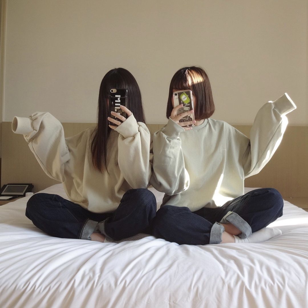 男女ペア画韓国TikTok