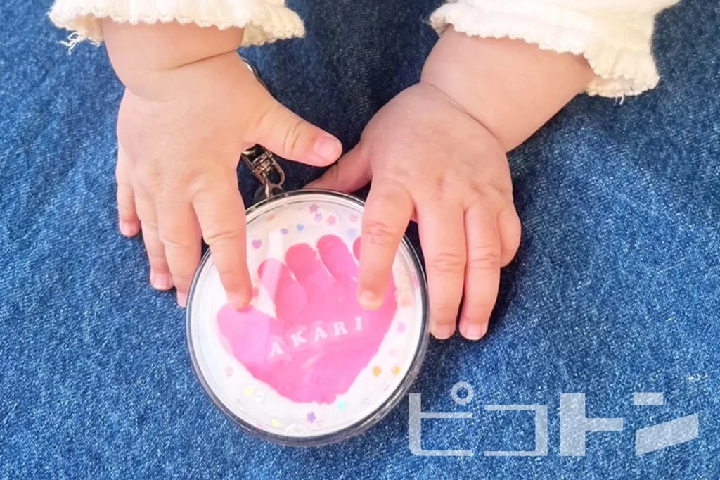 ベビーグッズを簡単手作り！100均手ぬぐいは豊富な柄でスタイ等のリメイクにピッタリイクジラ