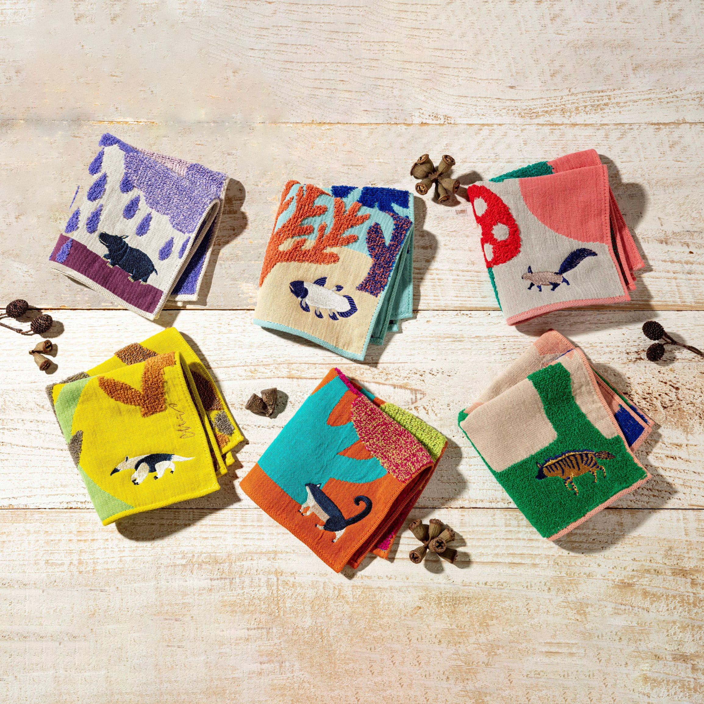 敬老会 記念品 プレゼント 金桜 箸と スプーン セット 紙箱入り 赤 1000円 施設 敬老の日 老人ホーム デイサービス クリスマス 町内会 町会自治会 社協 : 八代目 箸匠 はりま屋 - 通販 - Yahoo!ショッピング