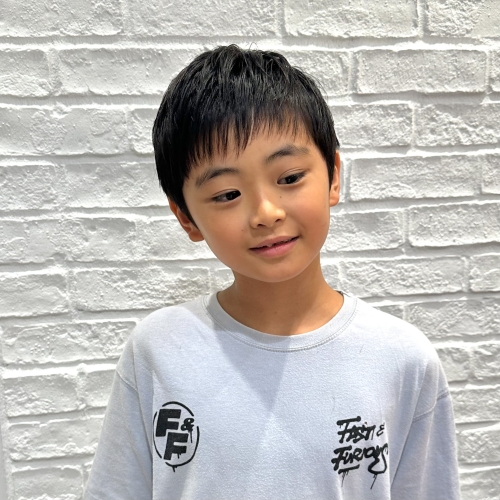 2025年最新 結婚式の子供のかわいい髪型特集！女の子＆男の子のフォーマルヘアアレンジみんなのウェディングニュース