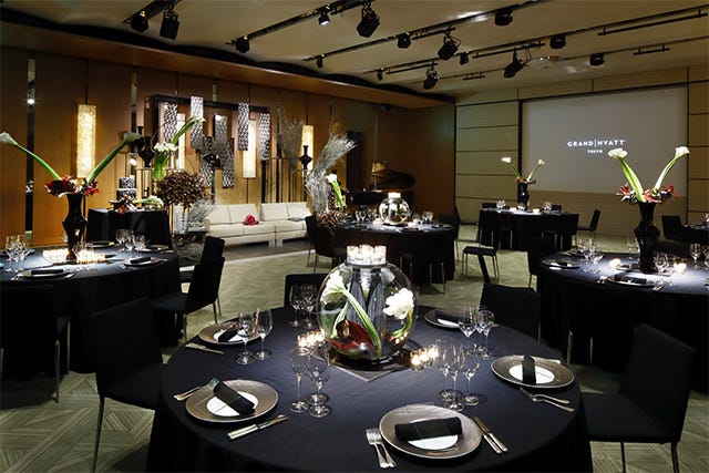 黒のテーブルコーディネートBlack Tablecoordinate