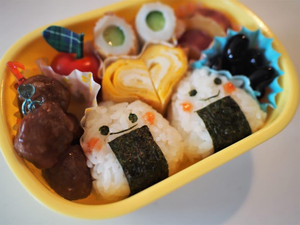 幼稚園の遠足に持って行きたいお弁当。子どもが喜ぶアレンジ方法は？みんなが共感！ママのお悩みママテナ