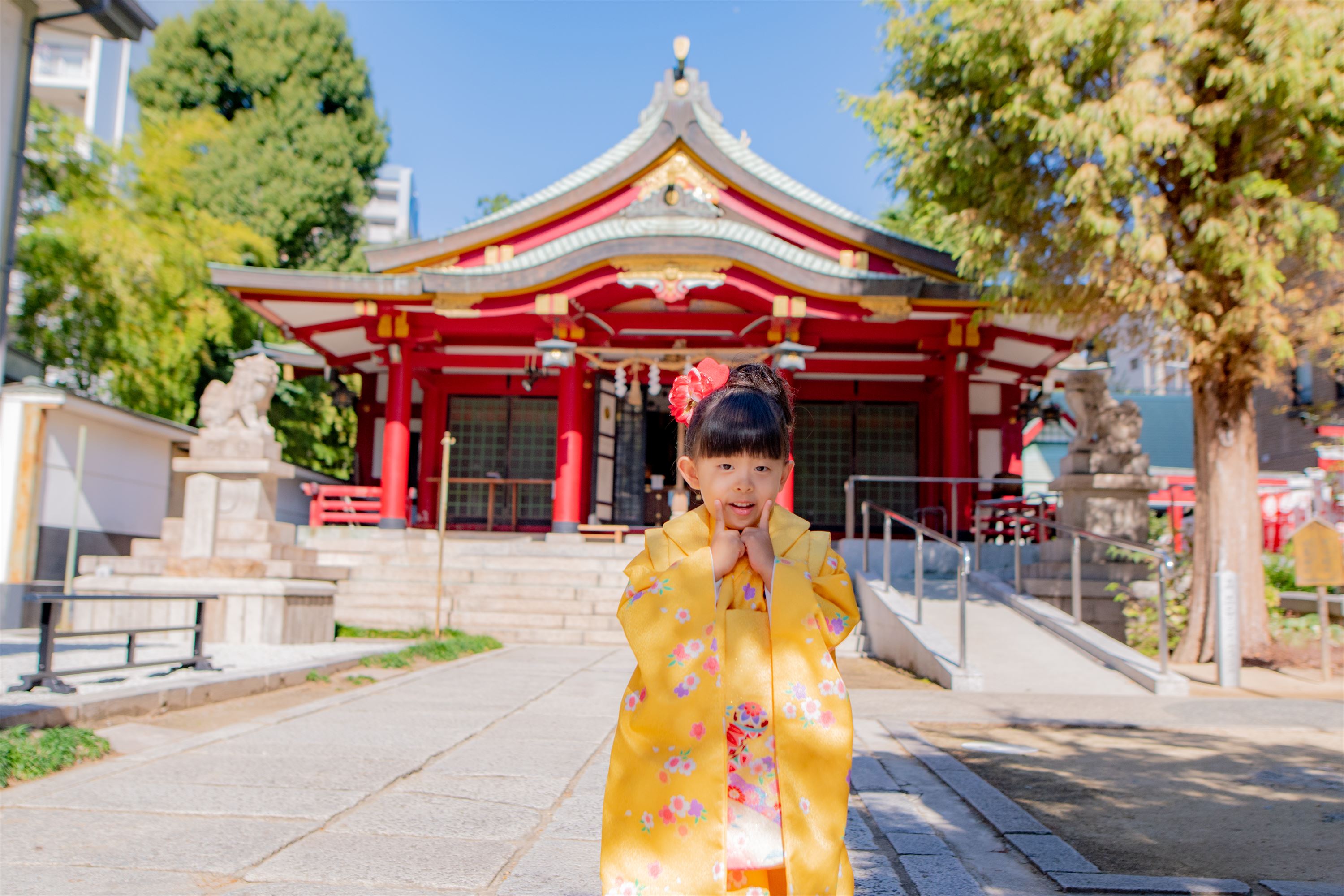 フォトギャラリー1枚目 娘を乗せた高級車を運転し 二宮和也 「イクメン姿」発見撮！ 「家族のために歩む」苦渋の選択の中身FRIDAYデジタル