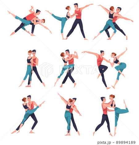 カメラ目線でポーズをとる若いカップルの写真素材161517710 毎月1点無料 フリー のストックフォト イメージマート