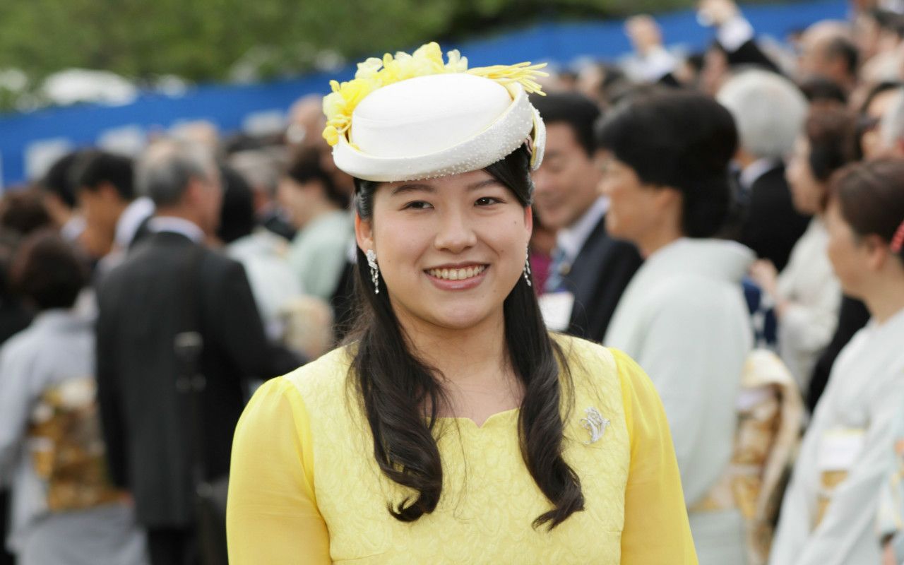 守谷絢子さんが第3子出産 高円宮家の三女 - 日本経済新聞