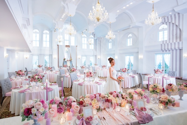 結婚式で人気の「テーマ」は？決め方や取り入れ方など事例アイデア集マイナビウエディング プレミアムヴェニュ