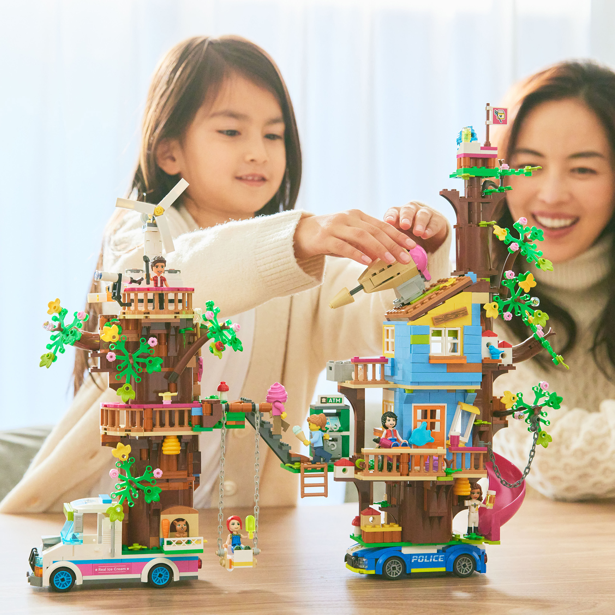 5歳の息子によるレゴ作品の紹介