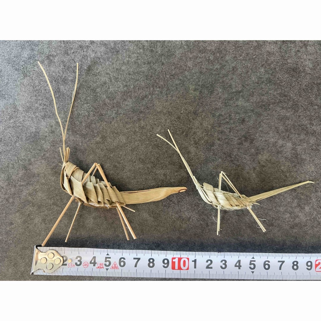 廃材工作 牛乳パックでピョンピョン跳ねるカエル 手作りおもちゃ