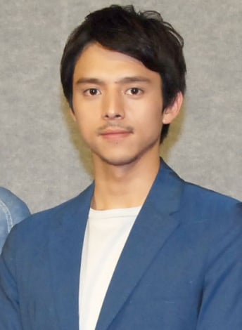 満島真之介はハーフ？で男前！３人の姉弟妹も！父親もハーフでカッコイイ！サリサリドットコム