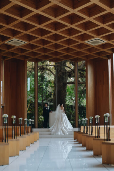 ひだまりの森 披露宴バンケット会場大阪で自然に包まれた森ウエディングができる結婚式場鶴見ノ森 迎賓館