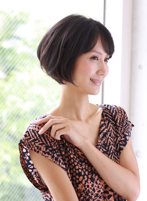 結婚式の髪型 親族としてお呼ばれ！年代別おすすめヘアスタイルと髪型マナーを紹介結婚ラジオ結婚スタイルマガジン