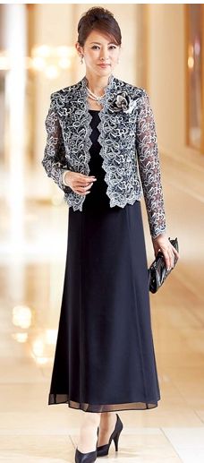 結婚式でハズさない髪型2025マナー＆おすすめヘアアレンジ53選 - IKINAイキナ